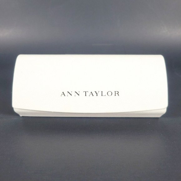 Ann Taylor Off White / Ivory Magnetic Glasses Hard Case | Silver Name Logo - Picture 1 of 12